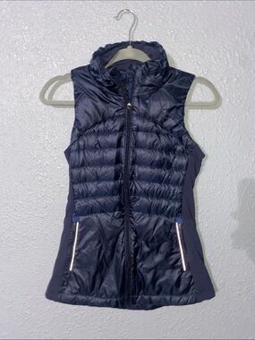 Lululemon 4 NWOT winter vest